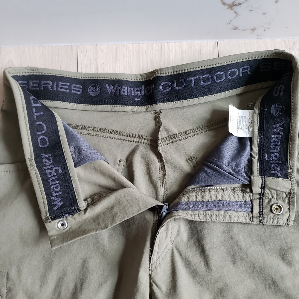 Mens Shorts‎ Bundle Size 30 Gap Wrangler AE Cargo Chino Camo Summer Lot 7Pc - Picture 4 of 16